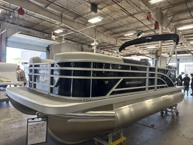 Slide: The Image of Bennington S-One Quad Bench 20S1SR Pontoon 2027 - 4