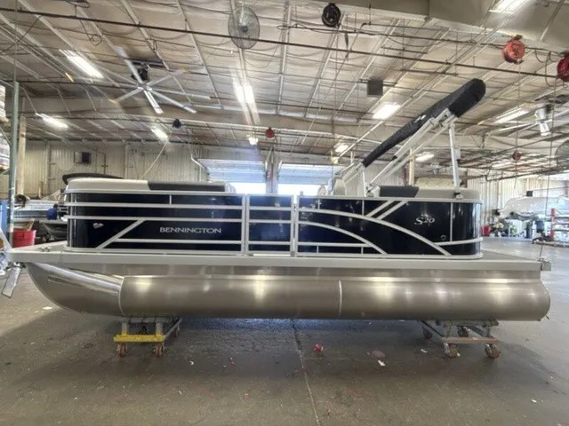 Slide: The Image of Bennington S-One Quad Bench 20S1SR Pontoon 2027 - 5
