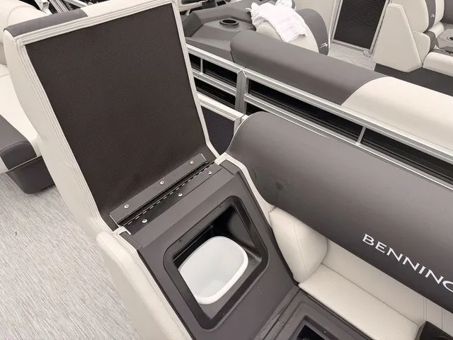 Slide: The Image of Bennington S-One Fishing 22 S1FC Pontoon 2027 - 8