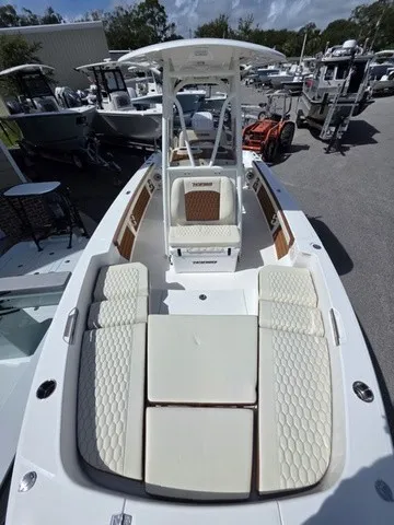 Slide: The Image of Pathfinder 2400 Hybrid 2027 - 26