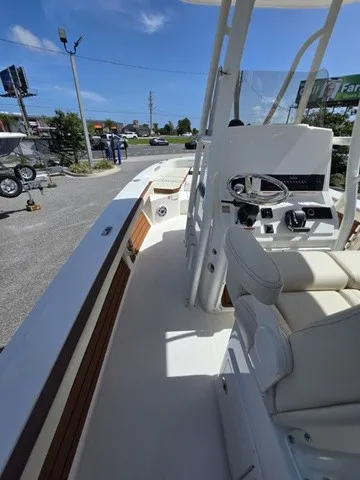 Slide: The Image of Pathfinder 2400 Hybrid 2027 - 22