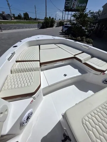 Slide: The Image of Pathfinder 2400 Hybrid 2027 - 27