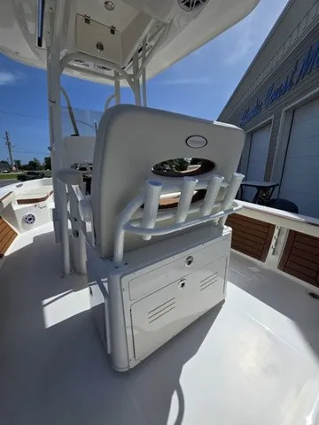 Slide: The Image of Pathfinder 2400 Hybrid 2027 - 14
