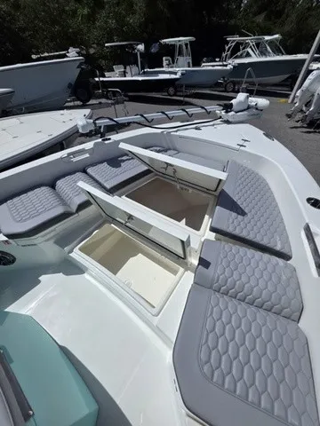 Slide: The Image of Pathfinder 2400 Hybrid 2027 - 44