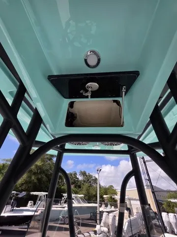Slide: The Image of Pathfinder 2400 Hybrid 2027 - 34