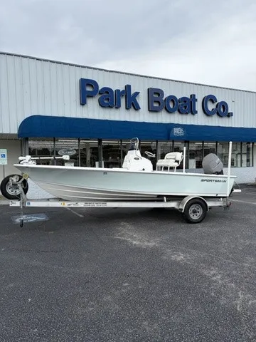 The Image of Sportsman Masters 207 Bay Boat 2014 - 1