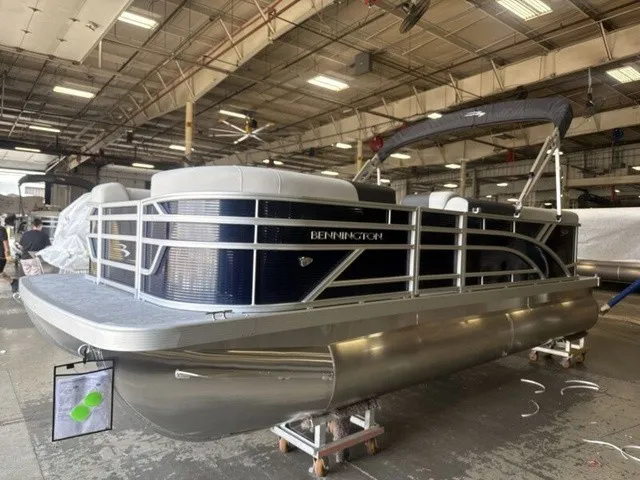 Slide: The Image of Bennington S-One L Bench 20 S1L Pontoon 2027 - 6