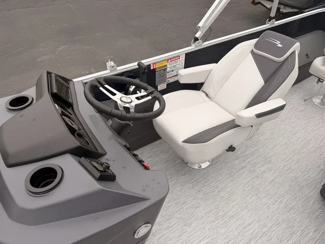 Slide: The Image of Bennington S-One Fishing 22 S1FC Pontoon 2027 - 13