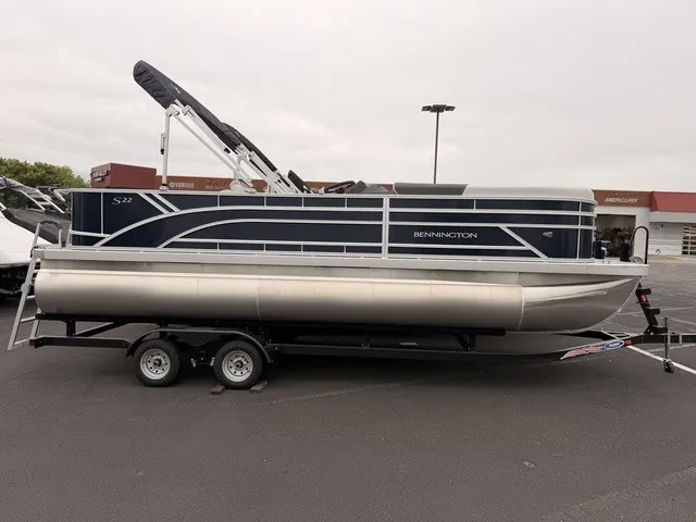 Slide: The Image of Bennington S-One Fishing 22 S1FC Pontoon 2027 - 3