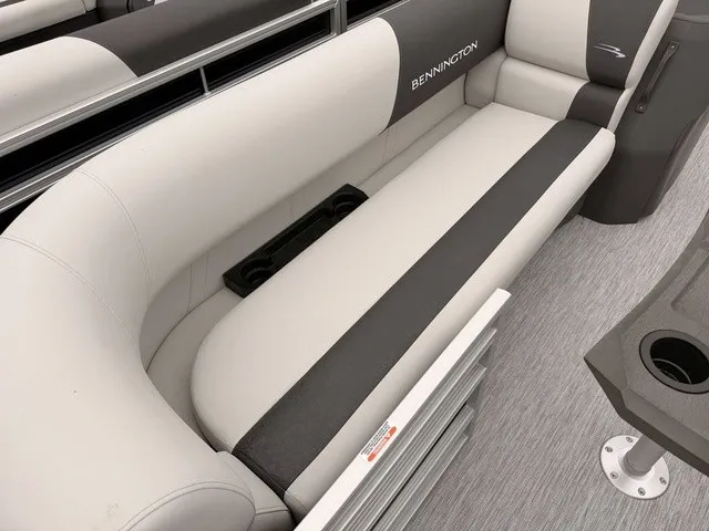 Slide: The Image of Bennington S-One Swingback 22 S1SB Pontoon 2027 - 12