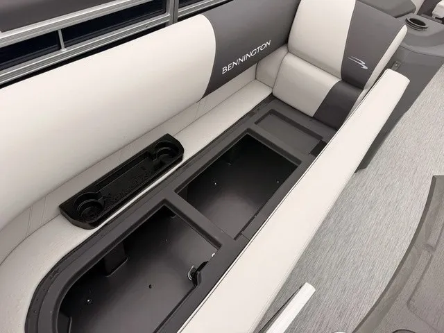 Slide: The Image of Bennington S-One Swingback 22 S1SB Pontoon 2027 - 13