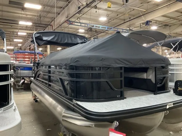 Slide: The Image of Bennington S-One Quad Bench 22 S1SR Tritoon 2027 - 16