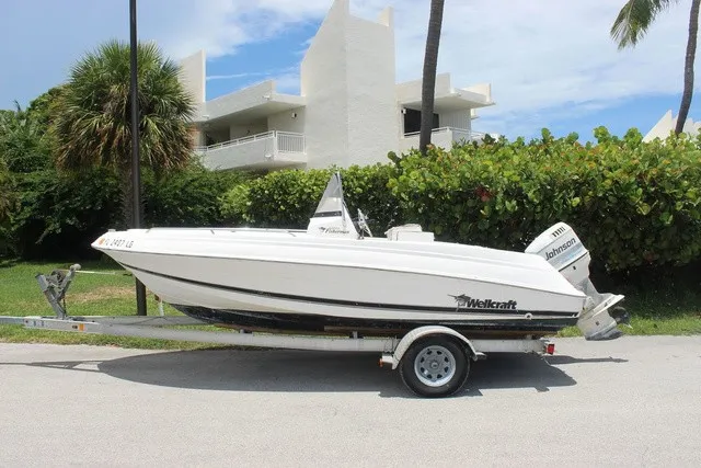 Slide: The Image of Wellcraft 180 Fisherman 2000 - 8