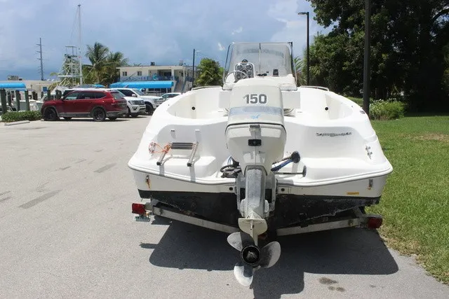 Slide: The Image of Wellcraft 180 Fisherman 2000 - 6