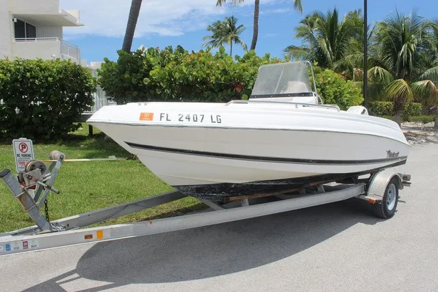 The Image of Wellcraft 180 Fisherman 2000 - 1