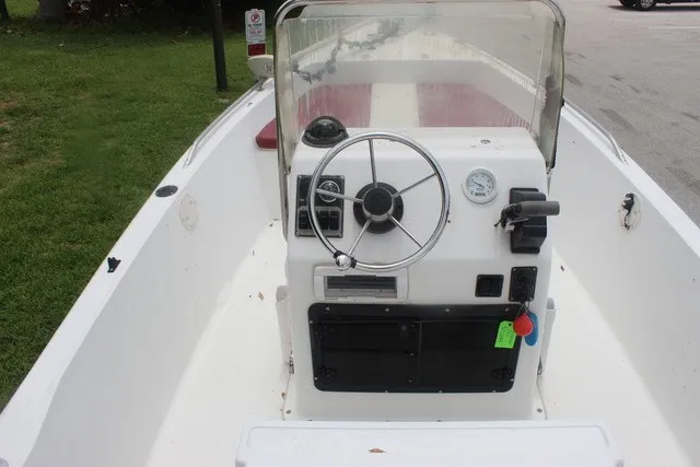 Slide: The Image of Key West 1720 Center Console 1999 - 16