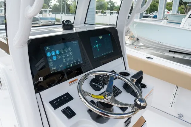 Slide: The Image of Sportsman Heritage 261 Center Console 2027 - 18