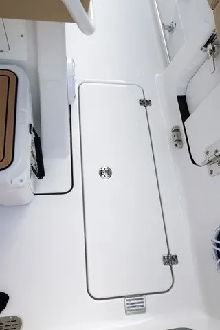 Slide: The Image of Sportsman Heritage 261 Center Console 2027 - 7