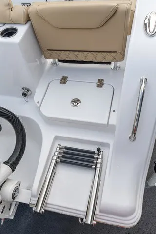 Slide: The Image of Sportsman Heritage 261 Center Console 2027 - 40