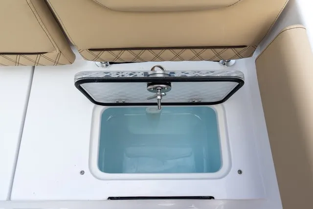 Slide: The Image of Sportsman Heritage 261 Center Console 2027 - 10