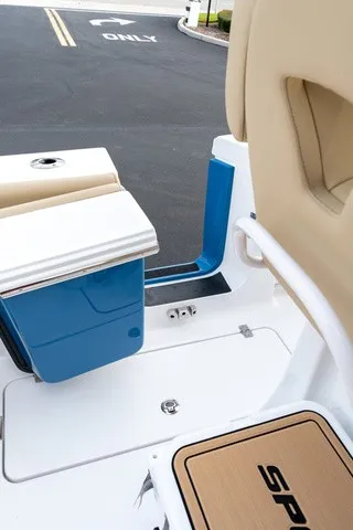 Slide: The Image of Sportsman Heritage 261 Center Console 2027 - 38