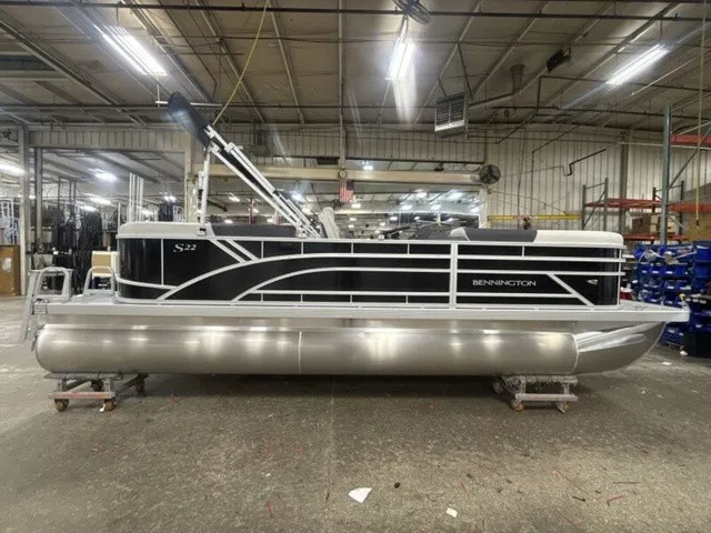 Slide: The Image of Bennington S-One Quad Bench 22 S1SR Pontoon 2027 - 5