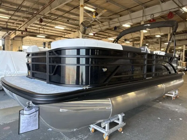 Slide: The Image of Bennington S-One Quad Bench 22 S1SR Tritoon 2027 - 4