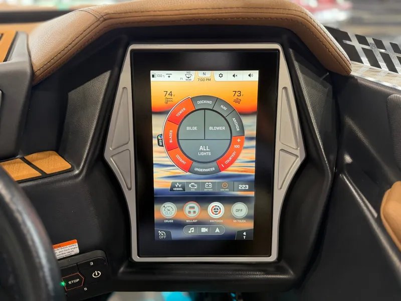 Slide: The Image of Tigé 23ZX 2021 - 26