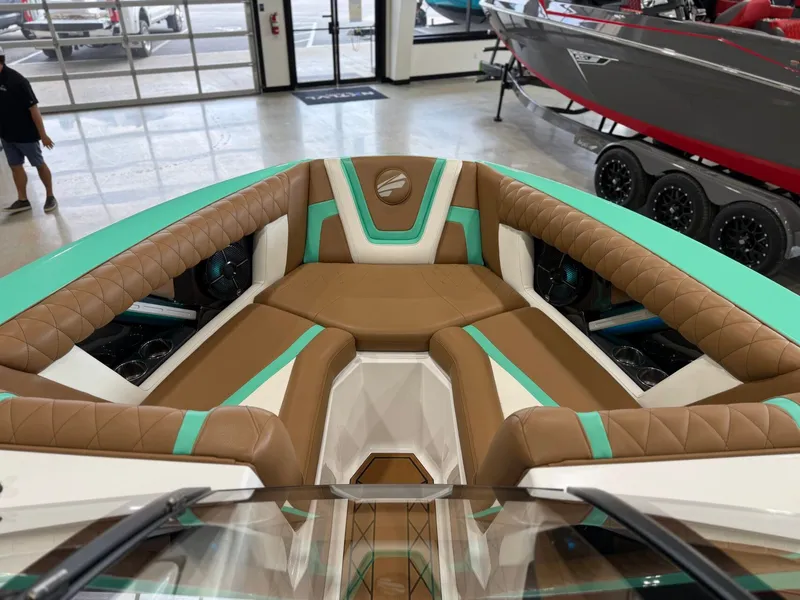 Slide: The Image of Tigé 23ZX 2021 - 20