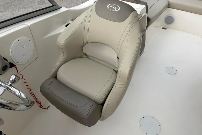 Slide: The Image of 2024 Key West 239 DFS boat seat, featuring ergonomic design and premium materials. - 17