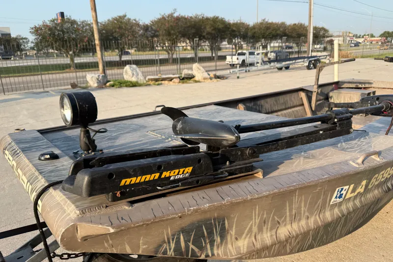 Slide: The Image of 2015 Custom Pro Drive 1754 boat with Minn Kota Edge trolling motor. - 14