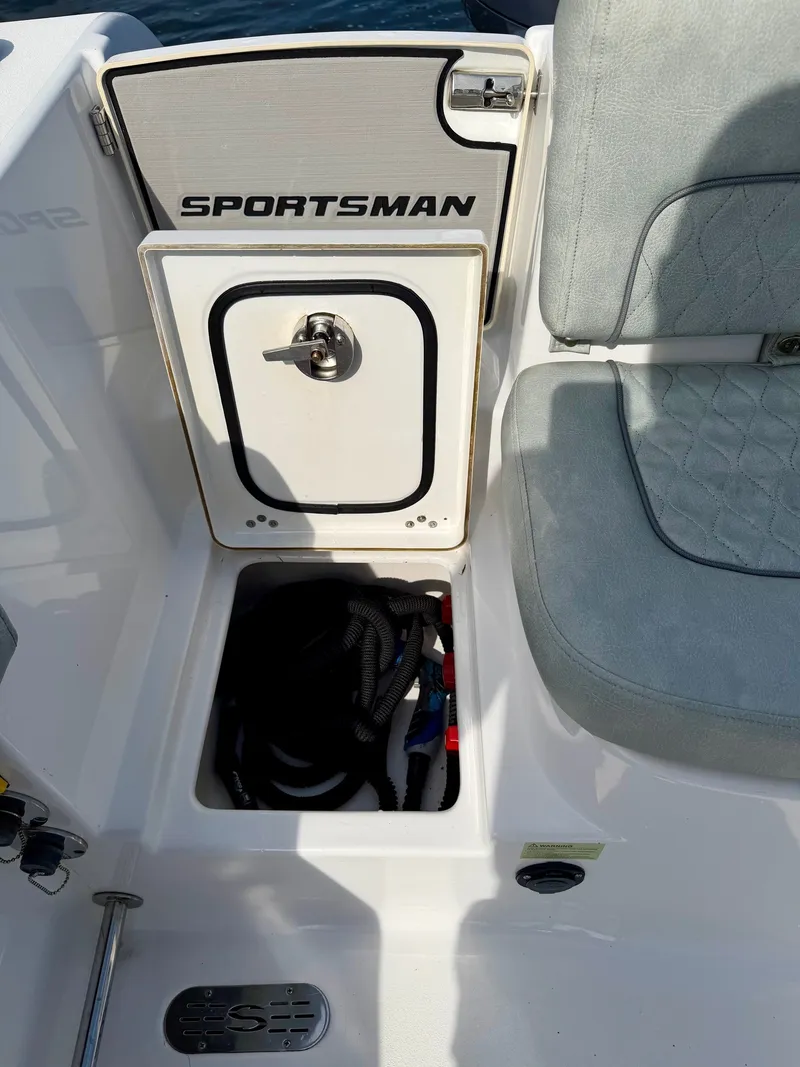 Slide: The Image of Sportsman Heritage 251 Center Console 2019 - 13