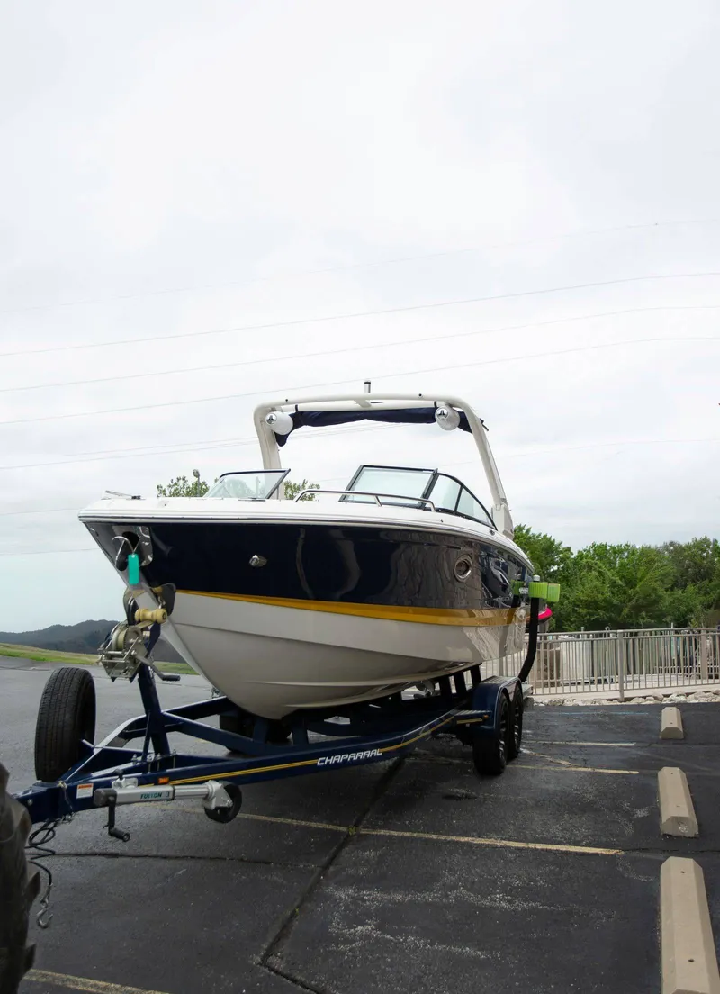 Slide: The Image of Chaparral 26 Surf 2021 - 22