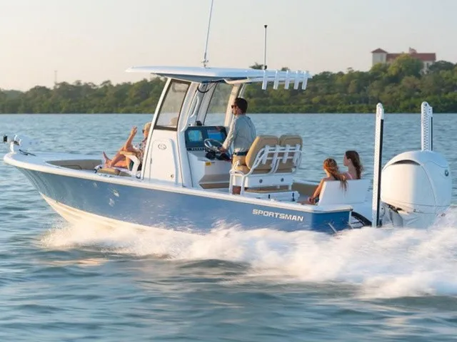 The Image of Sportsman Masters 247OE Bay Boat 2027 - 1