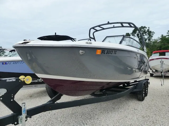 Slide: The Image of Yamaha 252S 2021 - 3