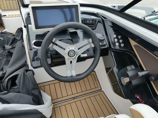 Slide: The Image of Yamaha 252S 2021 - 11