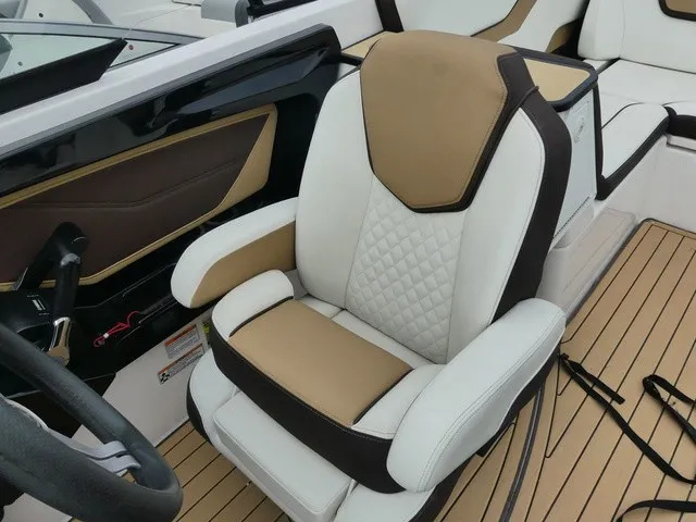 Slide: The Image of Yamaha 252S 2021 - 14