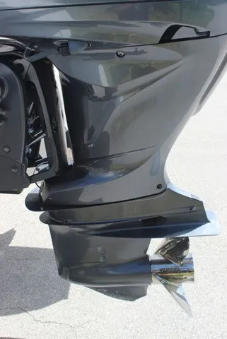 Slide: The Image of Robalo 246 Cayman 2022 - 44