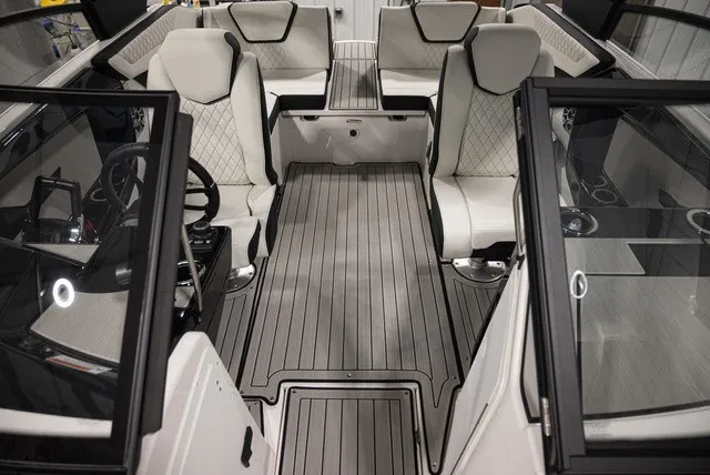 Slide: The Image of Yamaha 222S 2026 - 14