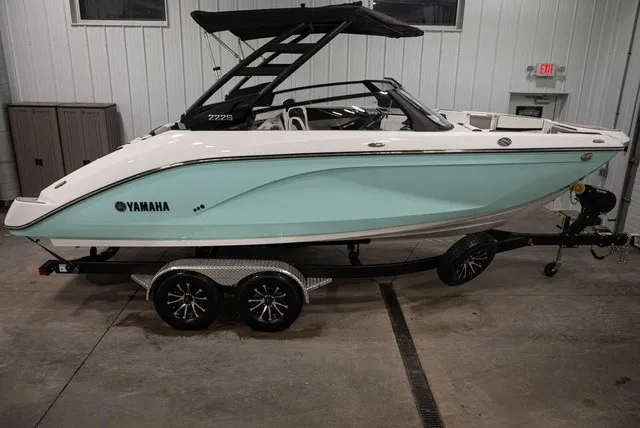 The Image of Yamaha 222S 2026 - 1