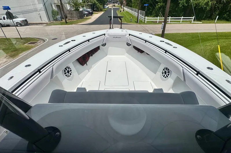 Slide: The Image of 2024 SeaHunter 33 Tournament boat interior with spacious seating and modern design. - 16