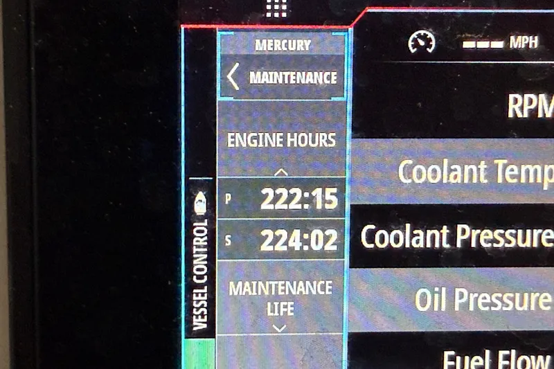 Slide: The Image of Display panel showing engine hours and maintenance data for Sea Cat 260, 2021 model. - 18