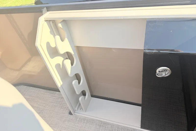 Slide: The Image of 2026 Bentley Pontoons Fish 220 Fish-N-Cruise rod holder detail. - 20