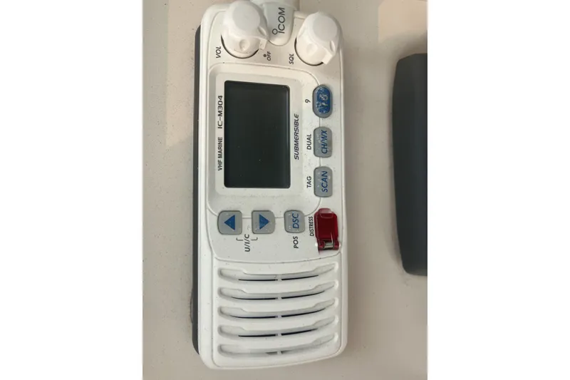 Slide: The Image of VHF marine radio on 2008 Grady White 275 Tournament boat dashboard. - 21