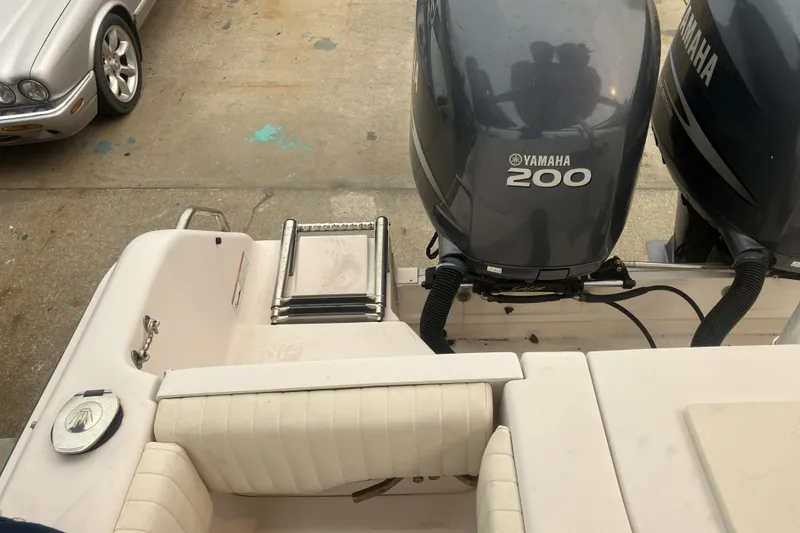Slide: The Image of 2008 Grady White 275 Tournament boat with Yamaha 200 engines and ladder. - 11