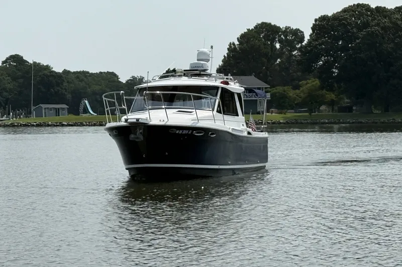 The Image of Cutwater C-28 - 0