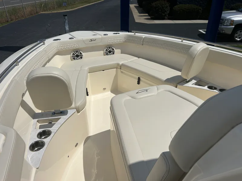 Slide: The Image of Scout 260 LXF 2027 - 30