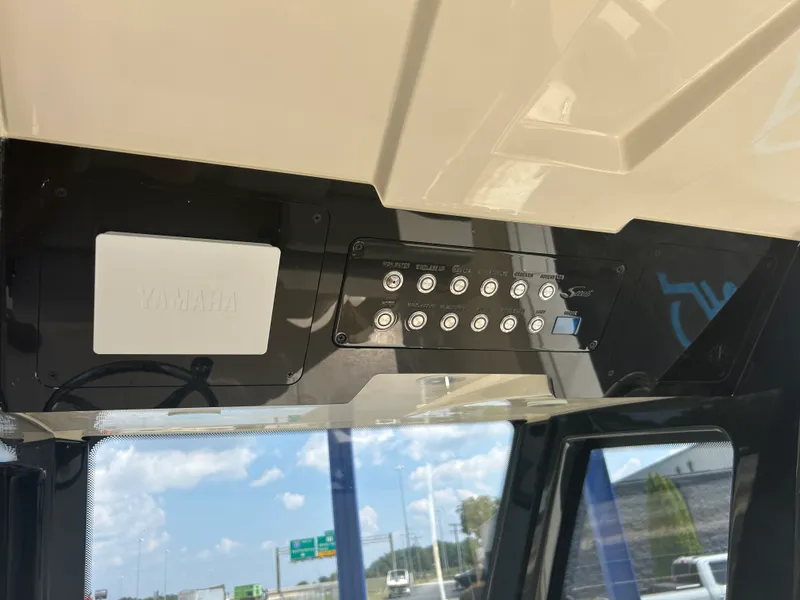 Slide: The Image of Scout 260 LXF 2027 - 19