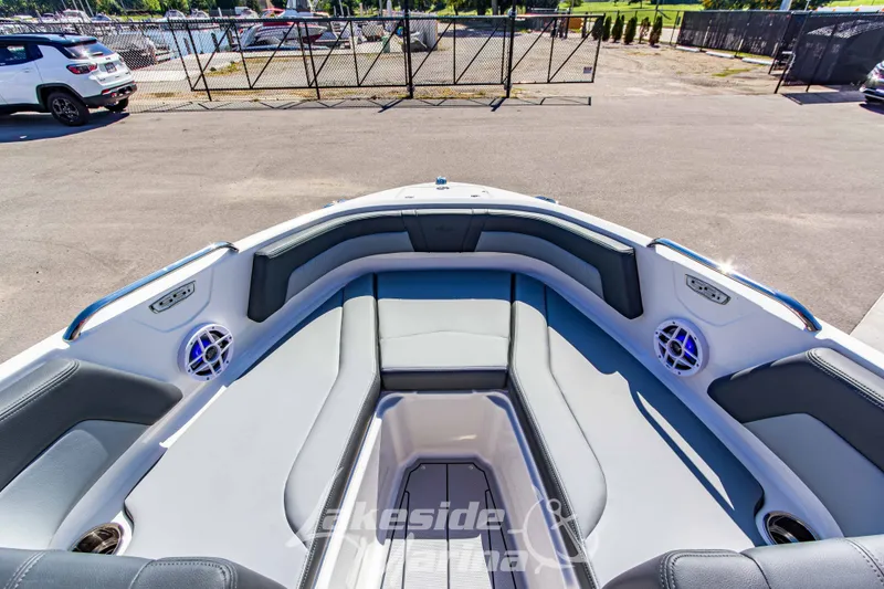 Slide: The Image of Interior view of 2026 Chaparral 21 SSi OB boat with spacious seating. - 31