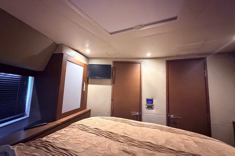 Slide: The Image of Luxurious interior cabin of 2016 Sea Ray Sundancer 540 yacht with modern amenities. - 79